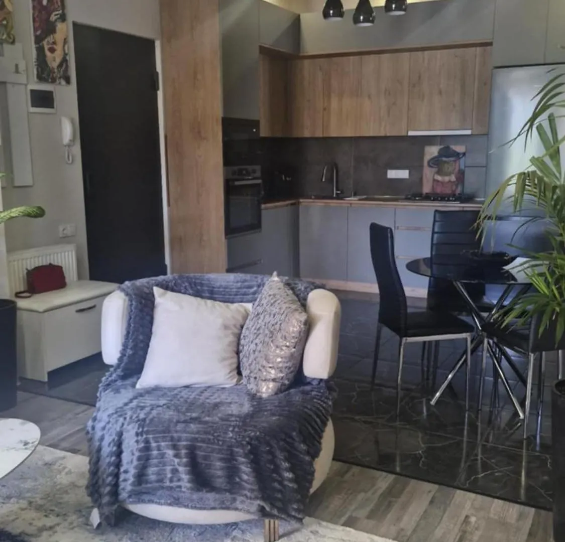 Prestigious Apartment In Vake With 2 Bedrooms And Comfy Place Tbilisi